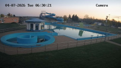 Hlavní bazén, divoká řeka