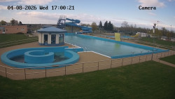 Hlavní bazén, divoká řeka