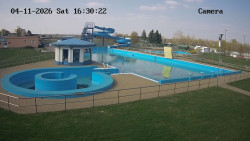 Hlavní bazén, divoká řeka