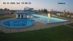 Hlavní bazén, divoká řeka