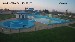 Hlavní bazén, divoká řeka