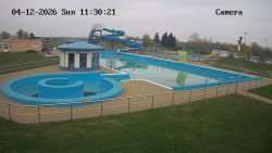 Hlavní bazén, divoká řeka