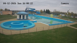 Hlavní bazén, divoká řeka