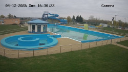 Hlavní bazén, divoká řeka