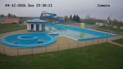 Hlavní bazén, divoká řeka