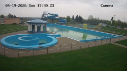 Hlavní bazén, divoká řeka