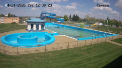 Hlavní bazén, divoká řeka