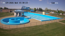 Hlavní bazén, divoká řeka