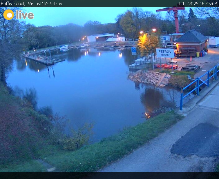 Baťův kanál - Přístaviště Petrov - 1.11.2025 v 16:45 Baťův kanál - Přístaviště Petrov - 1.11.2025 v 16:45