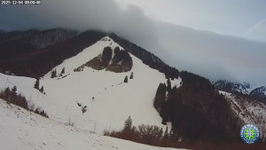 Chata na Grúni - Poludňový grúň - 4.12.2025 v 08:02 Chata na Grúni - Poludňový grúň - 4.12.2025 v 08:02