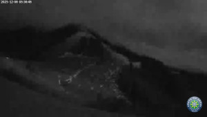 Chata na Grúni - Poludňový grúň - 8.12.2025 v 05:32 Chata na Grúni - Poludňový grúň - 8.12.2025 v 05:32