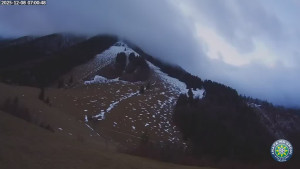 Chata na Grúni - Poludňový grúň - 8.12.2025 v 07:02 Chata na Grúni - Poludňový grúň - 8.12.2025 v 07:02