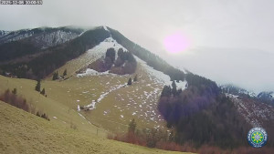 Chata na Grúni - Poludňový grúň - 8.12.2025 v 10:02 Chata na Grúni - Poludňový grúň - 8.12.2025 v 10:02