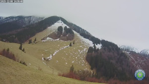 Chata na Grúni - Poludňový grúň - 8.12.2025 v 14:32 Chata na Grúni - Poludňový grúň - 8.12.2025 v 14:32