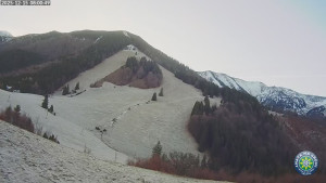 Chata na Grúni - Poludňový grúň - 15.12.2025 v 08:02 Chata na Grúni - Poludňový grúň - 15.12.2025 v 08:02