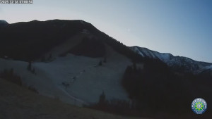 Chata na Grúni - Poludňový grúň - 16.12.2025 v 07:02 Chata na Grúni - Poludňový grúň - 16.12.2025 v 07:02