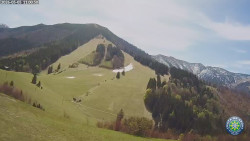 Poludňový grúň