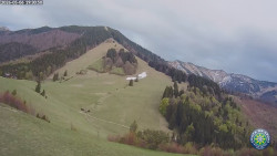 Poludňový grúň