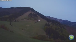Poludňový grúň