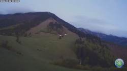 Poludňový grúň