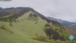 Poludňový grúň