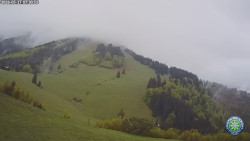 Poludňový grúň