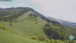 Poludňový grúň