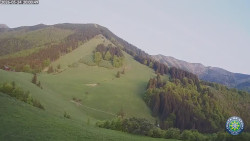 Poludňový grúň