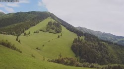 Poludňový grúň