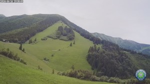 Hütte auf Grúňi - Mittagsgrün - 16.6.2026 v 19:32 Hütte auf Grúňi - Mittagsgrün - 16.6.2026 v 19:32