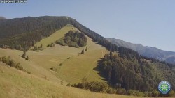 Poludňový grúň