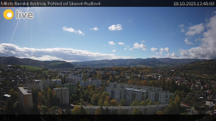 Město Banská Bystrica - Pohled od Sásové-Rudlové - 18.10.2025 v 12:45 Město Banská Bystrica - Pohled od Sásové-Rudlové - 18.10.2025 v 12:45