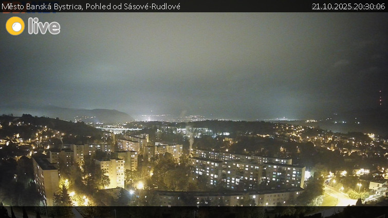 Město Banská Bystrica - Pohled od Sásové-Rudlové - 21.10.2025 v 20:30 Město Banská Bystrica - Pohled od Sásové-Rudlové - 21.10.2025 v 20:30