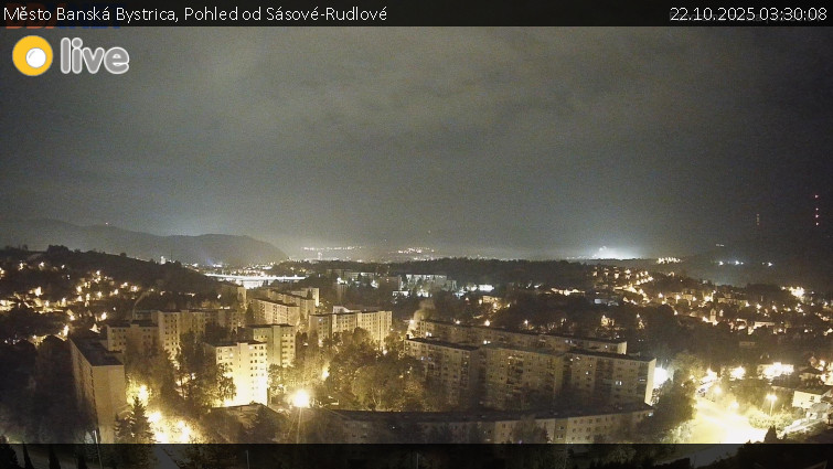 Město Banská Bystrica - Pohled od Sásové-Rudlové - 22.10.2025 v 03:30 Město Banská Bystrica - Pohled od Sásové-Rudlové - 22.10.2025 v 03:30