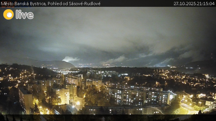 Město Banská Bystrica - Pohled od Sásové-Rudlové - 27.10.2025 v 21:15 Město Banská Bystrica - Pohled od Sásové-Rudlové - 27.10.2025 v 21:15