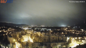 Město Banská Bystrica - Pohled od Sásové-Rudlové - 28.10.2025 v 05:00 Město Banská Bystrica - Pohled od Sásové-Rudlové - 28.10.2025 v 05:00