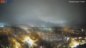 Město Banská Bystrica - Pohled od Sásové-Rudlové - 28.10.2025 v 17:45 Město Banská Bystrica - Pohled od Sásové-Rudlové - 28.10.2025 v 17:45