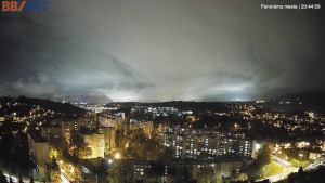 Město Banská Bystrica - Pohled od Sásové-Rudlové - 28.10.2025 v 20:45 Město Banská Bystrica - Pohled od Sásové-Rudlové - 28.10.2025 v 20:45