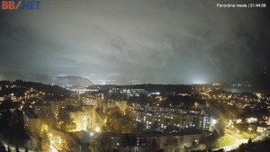 Město Banská Bystrica - Pohled od Sásové-Rudlové - 28.10.2025 v 21:45 Město Banská Bystrica - Pohled od Sásové-Rudlové - 28.10.2025 v 21:45