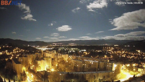 Město Banská Bystrica - Pohled od Sásové-Rudlové - 4.11.2025 v 00:30 Město Banská Bystrica - Pohled od Sásové-Rudlové - 4.11.2025 v 00:30