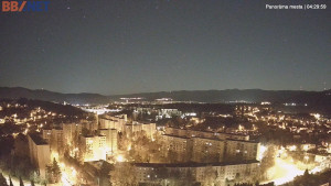 Město Banská Bystrica - Pohled od Sásové-Rudlové - 4.11.2025 v 04:30 Město Banská Bystrica - Pohled od Sásové-Rudlové - 4.11.2025 v 04:30