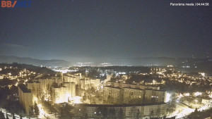 Město Banská Bystrica - Pohled od Sásové-Rudlové - 21.2.2026 v 04:45 Město Banská Bystrica - Pohled od Sásové-Rudlové - 21.2.2026 v 04:45