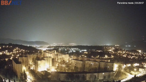 Město Banská Bystrica - Pohled od Sásové-Rudlové - 18.3.2026 v 03:30 Město Banská Bystrica - Pohled od Sásové-Rudlové - 18.3.2026 v 03:30