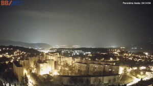 Město Banská Bystrica - Pohled od Sásové-Rudlové - 18.3.2026 v 04:15 Město Banská Bystrica - Pohled od Sásové-Rudlové - 18.3.2026 v 04:15