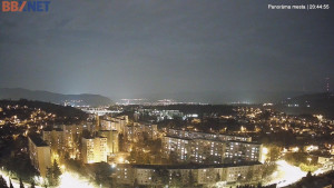 Město Banská Bystrica - Pohled od Sásové-Rudlové - 29.3.2026 v 20:45 Město Banská Bystrica - Pohled od Sásové-Rudlové - 29.3.2026 v 20:45