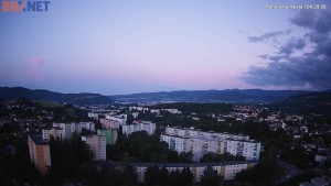 Město Banská Bystrica - Pohled od Sásové-Rudlové - 16.6.2026 v 04:30 Město Banská Bystrica - Pohled od Sásové-Rudlové - 16.6.2026 v 04:30