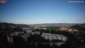 Město Banská Bystrica - Pohled od Sásové-Rudlové - 16.6.2026 v 06:15 Město Banská Bystrica - Pohled od Sásové-Rudlové - 16.6.2026 v 06:15
