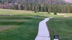 Sjezdovky, Golfové hřiště