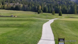 Sjezdovky, Golfové hřiště