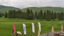 Sjezdovky, Golfové hřiště